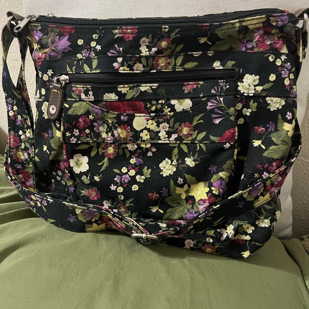 Floral Deep Pocket Purse